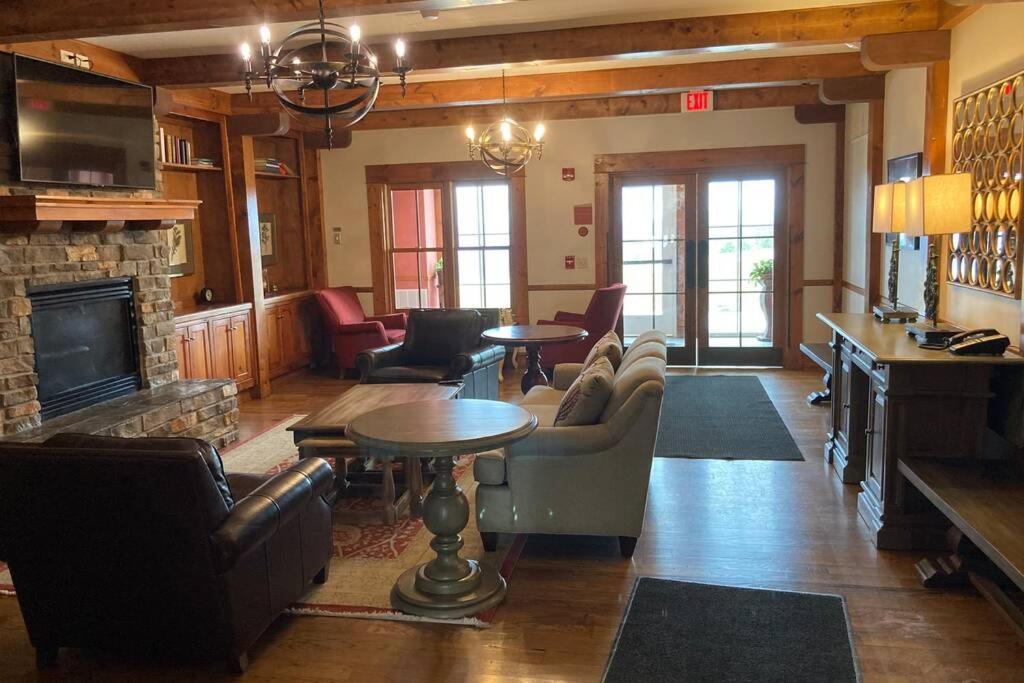 'The Treehouse' At Snowshoe - Village & Slope View エクステリア 写真